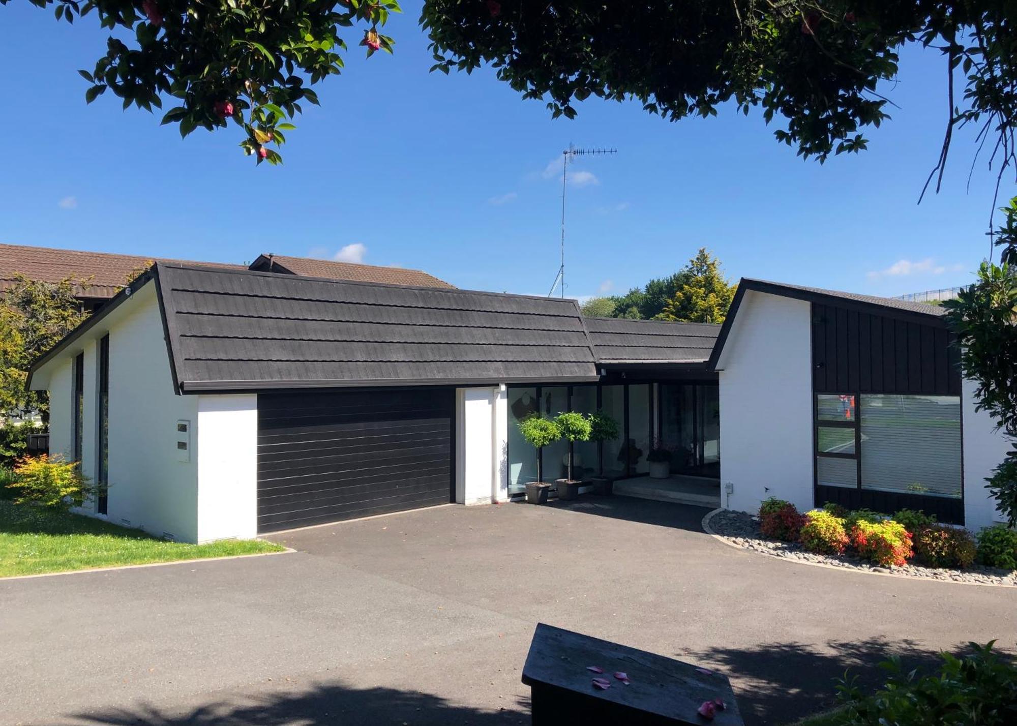 Fashion,Bright And Spacious,Superior Location Hamilton Exterior photo